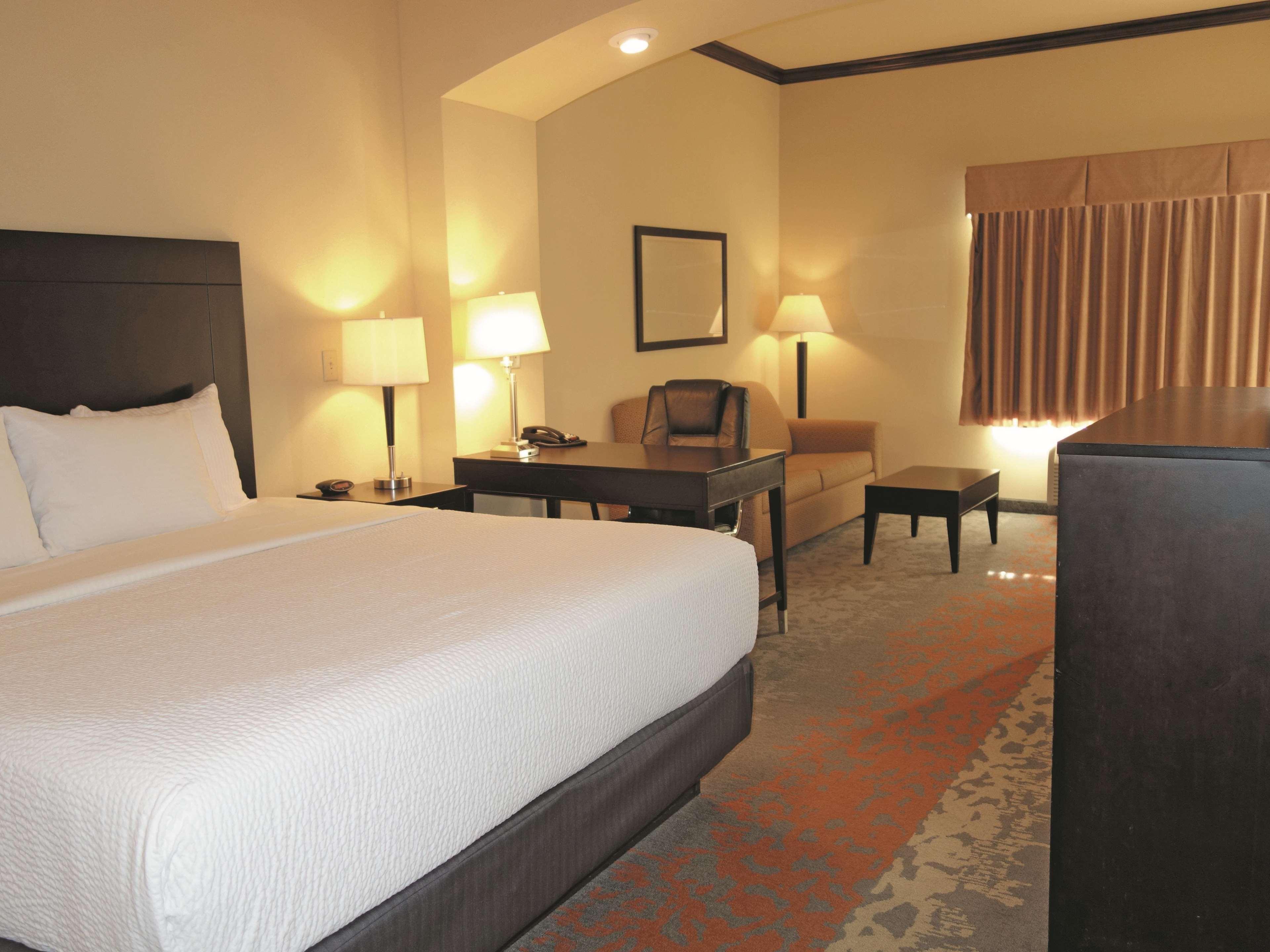 La Quinta By Wyndham Eastland Hotel Exterior foto