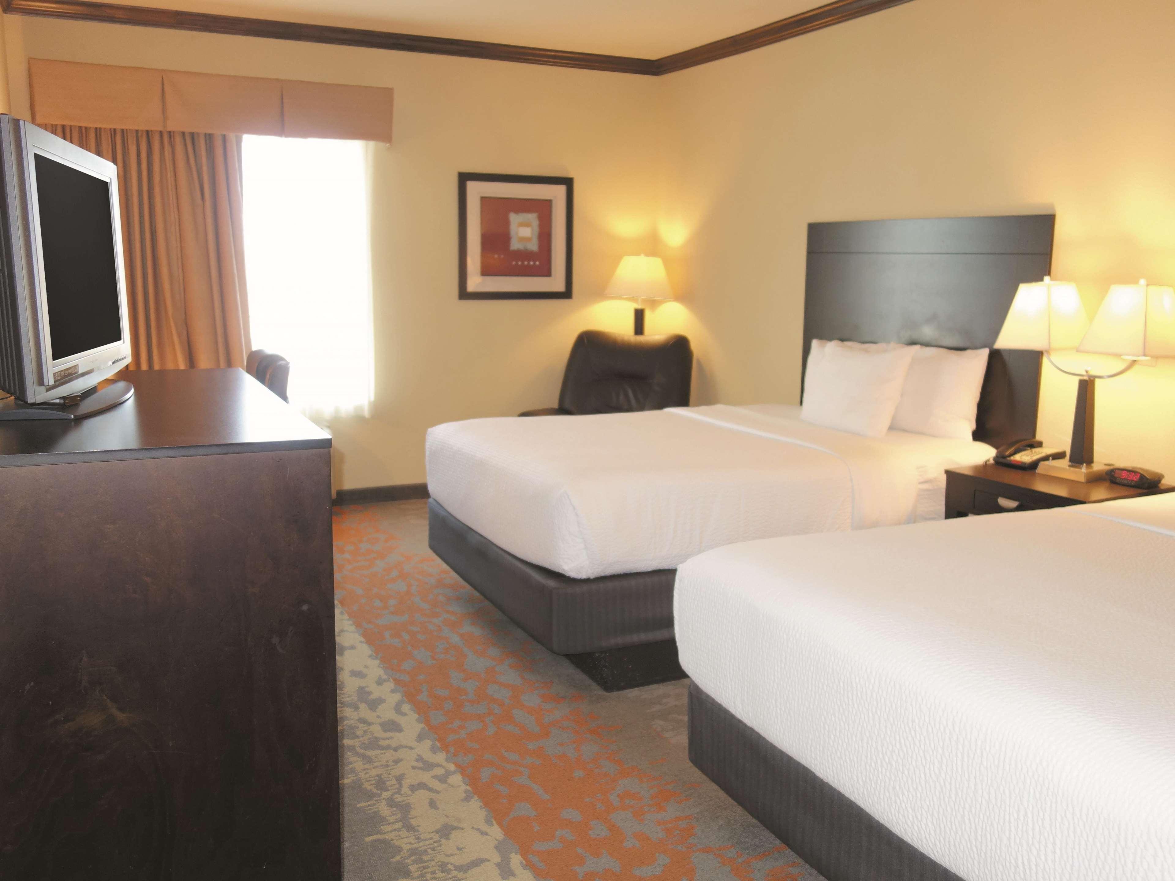 La Quinta By Wyndham Eastland Hotel Exterior foto