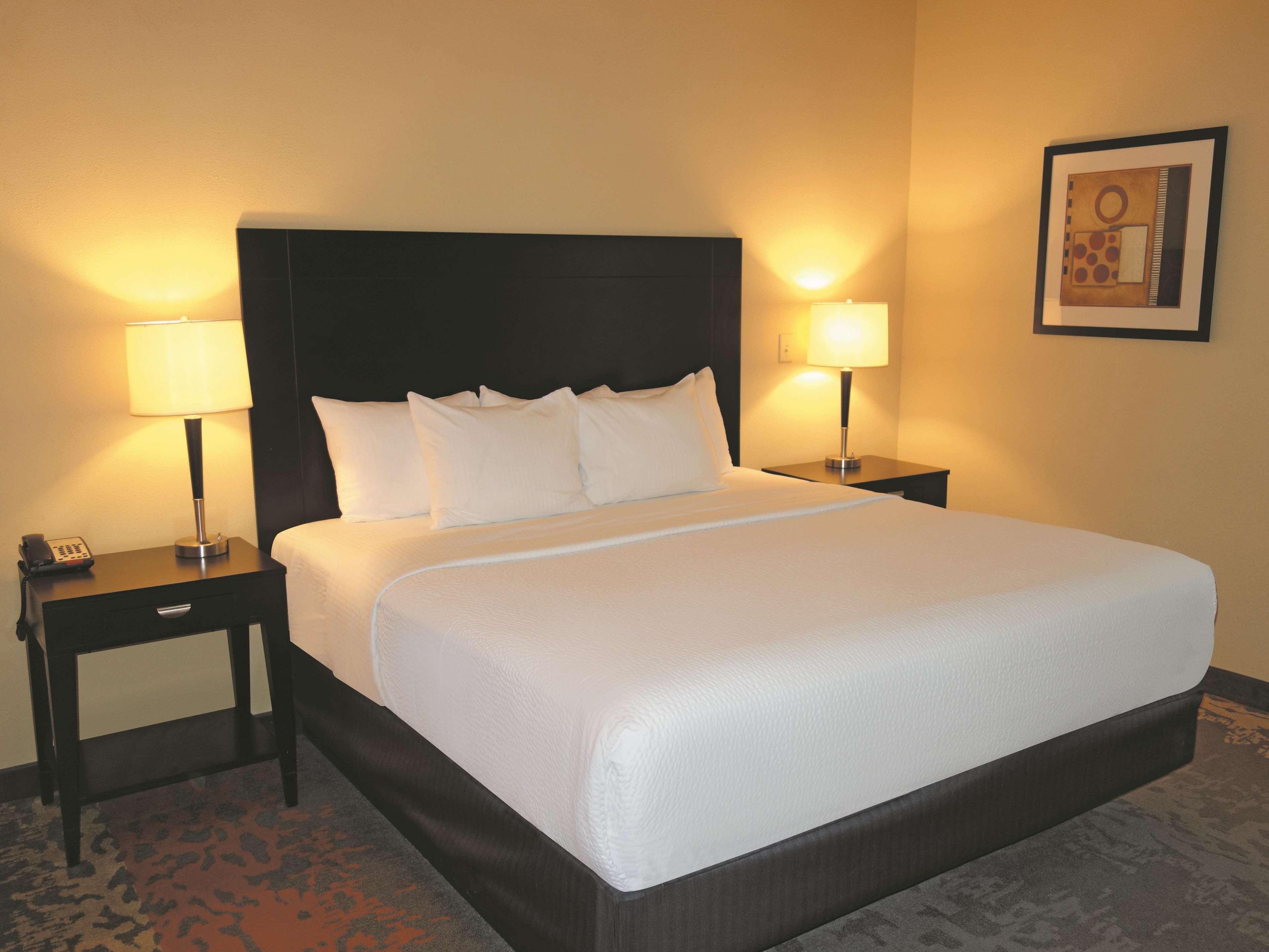 La Quinta By Wyndham Eastland Hotel Exterior foto