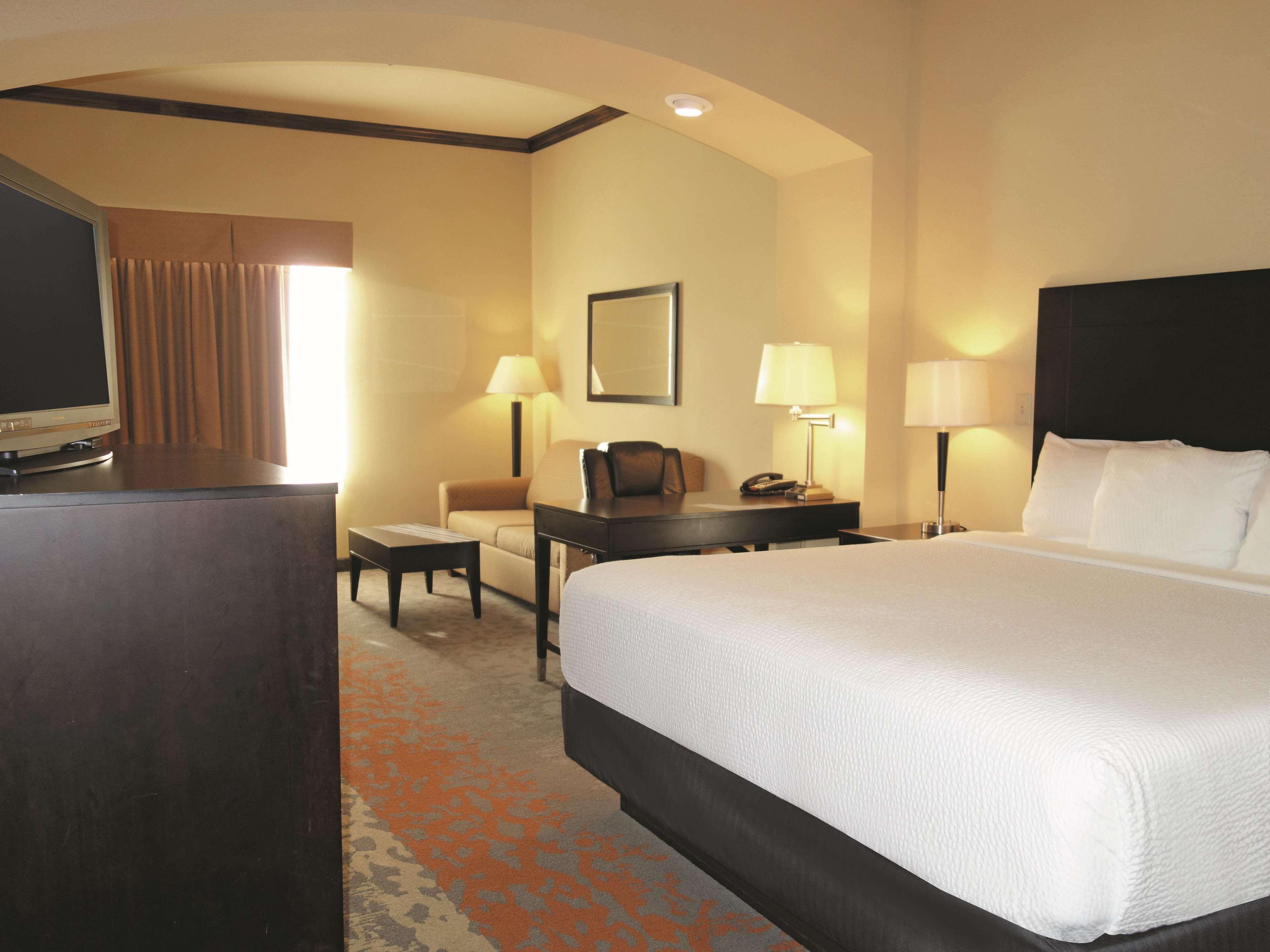 La Quinta By Wyndham Eastland Hotel Exterior foto